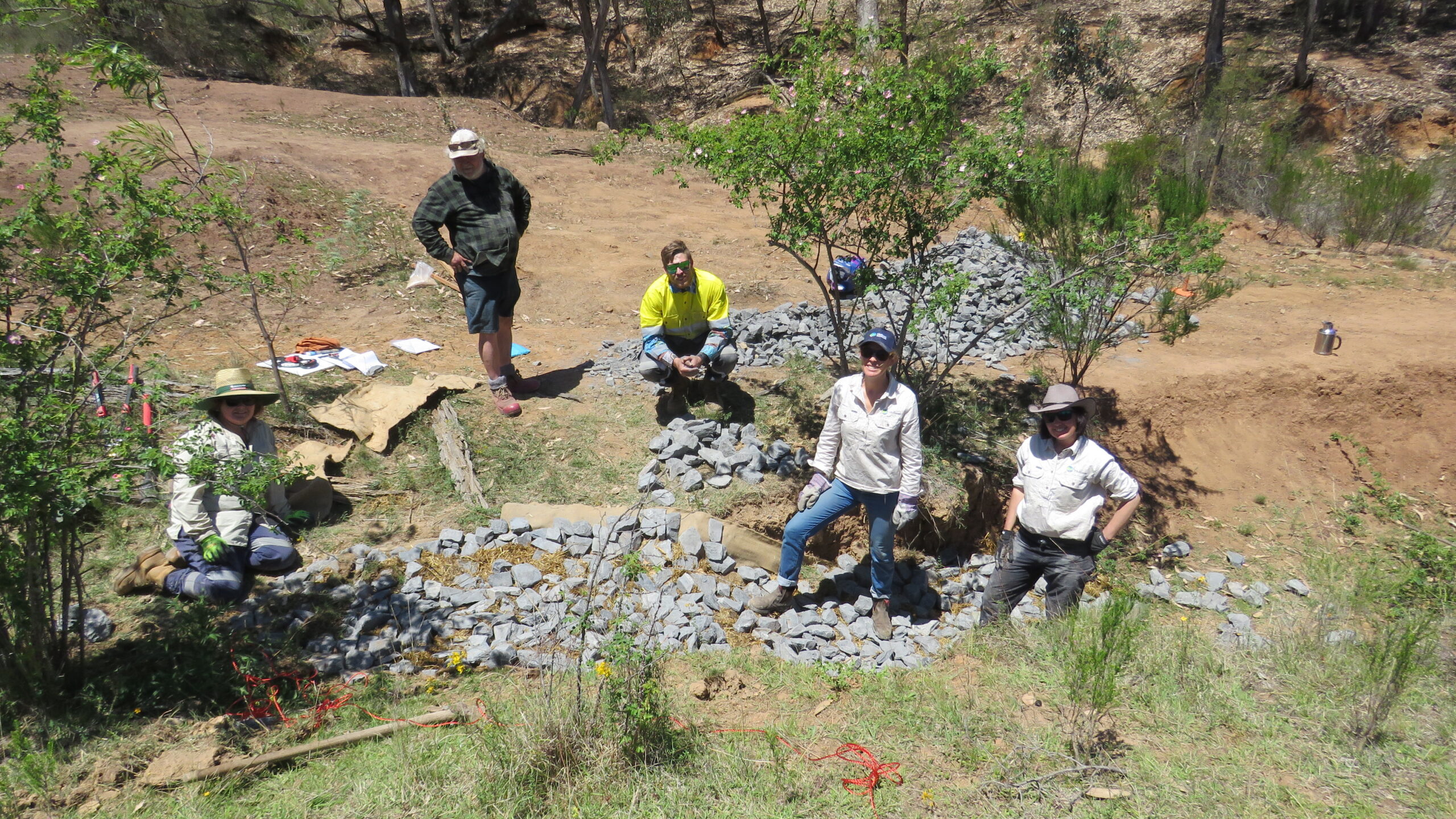 Rock Ramp Outfall A hearty rock ramp skills day in the Capertee - Mulloon Institute
